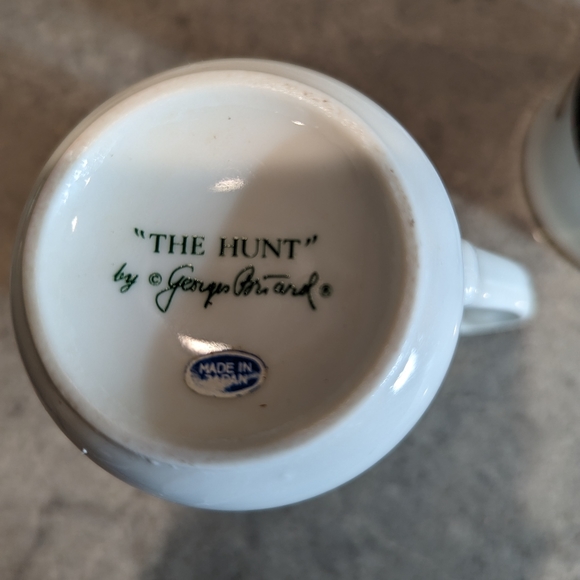 Georges Briard set/2 "The Hunt" mugs. - Picture 6 of 10